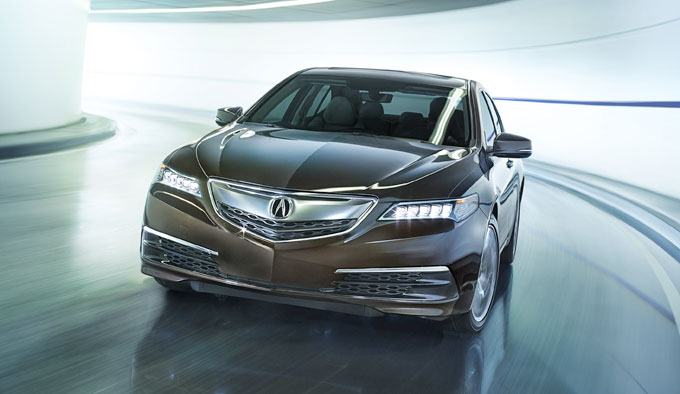 Серийный Acura TLX 2015